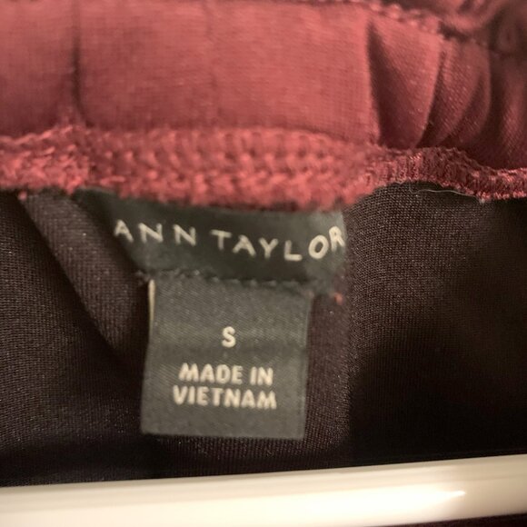 Ann Taylor Velvet Red Women's Shirt with Ruffled Neckline - Size S - Picture 3 of 3